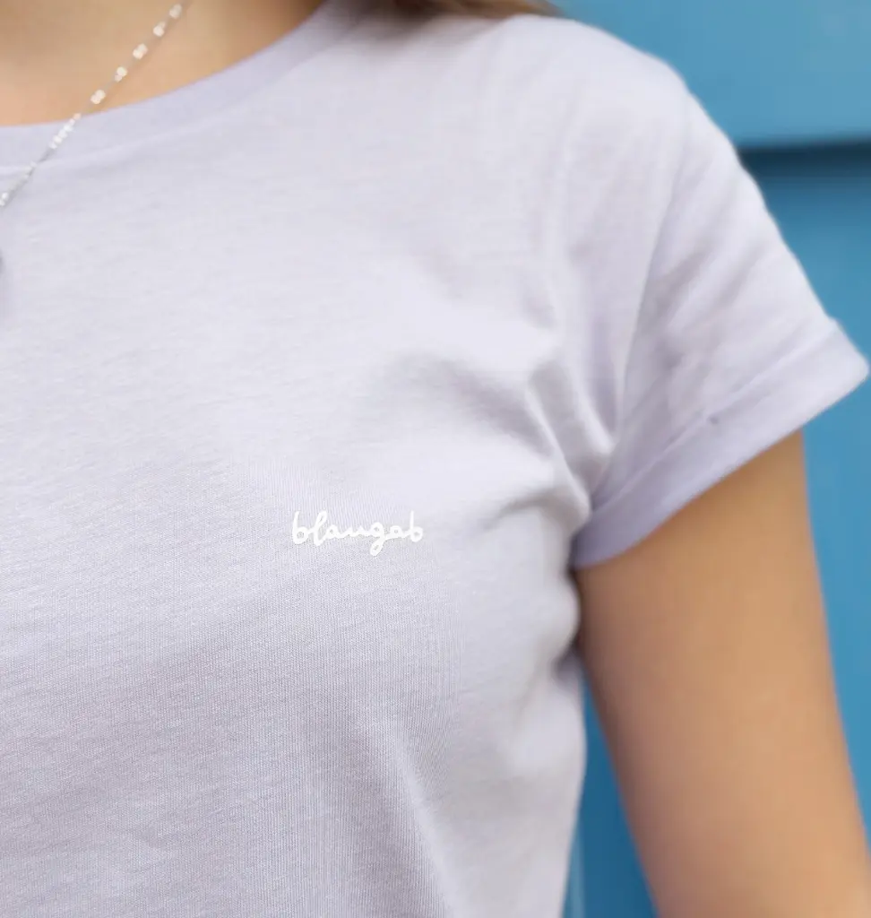 camiseta-algodon-organico-gots-blaugab-sin-toxicos-detalle.webp
