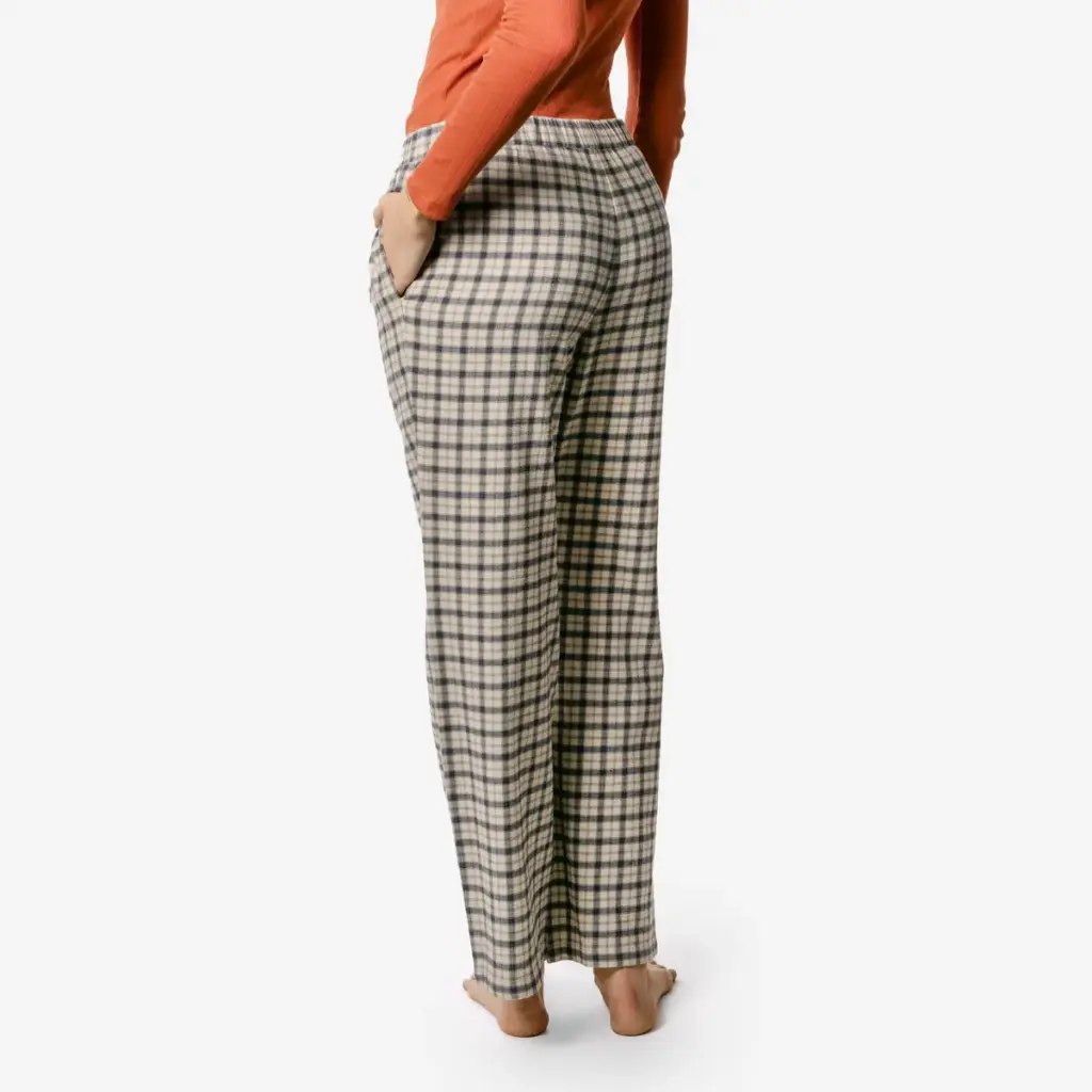 pantalón pijama cuadros 2.webp