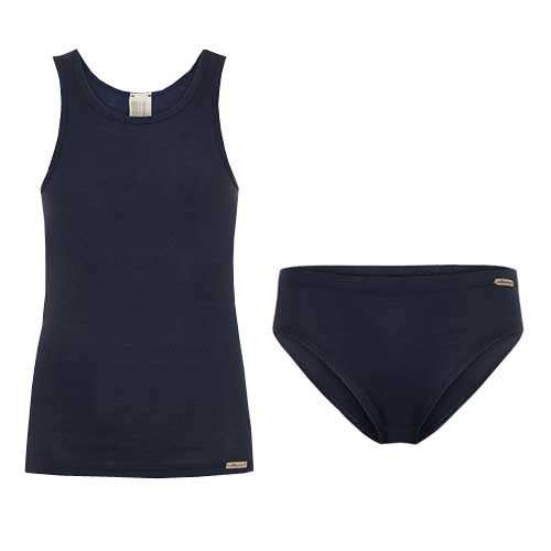 Organic cotton T-shirt and panty pack for girls