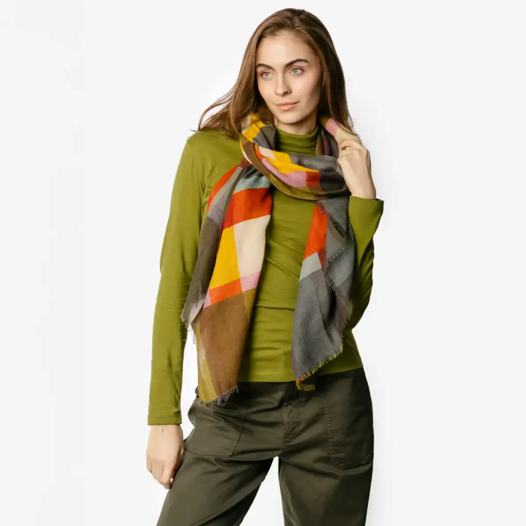100% wool scarf with a square print