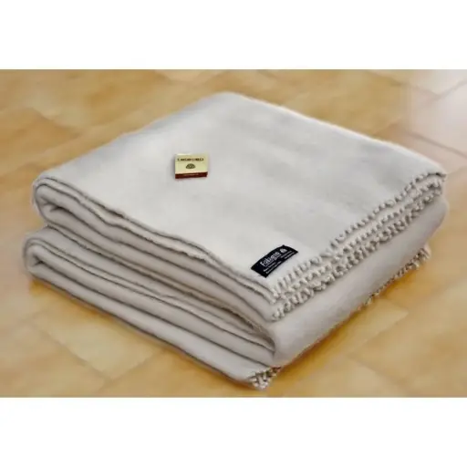 Manta Maragata de llana verge per cama individual- sense tints